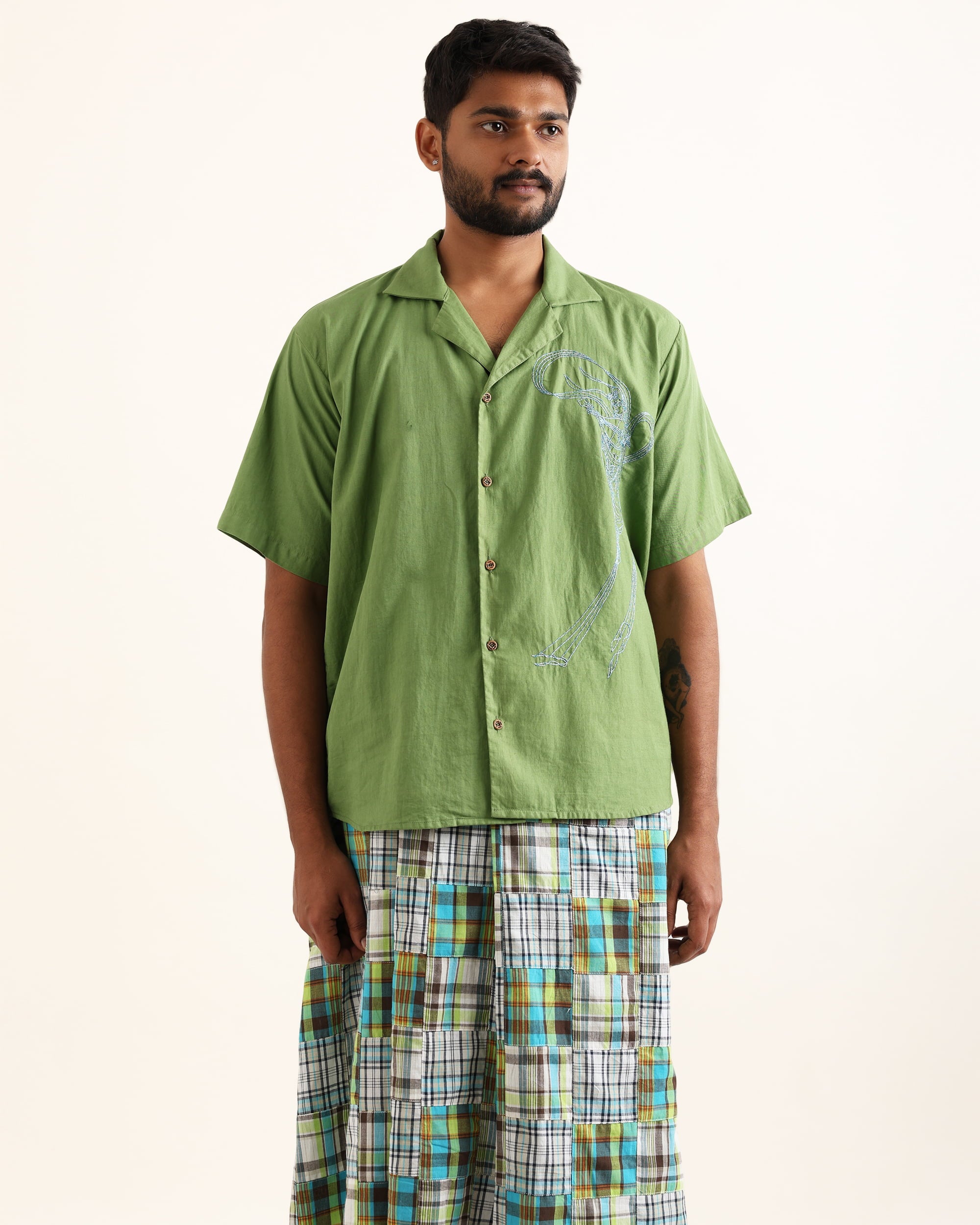 DEB GREEN AARI HAND EMBROIDERED UNISEX SHIRT